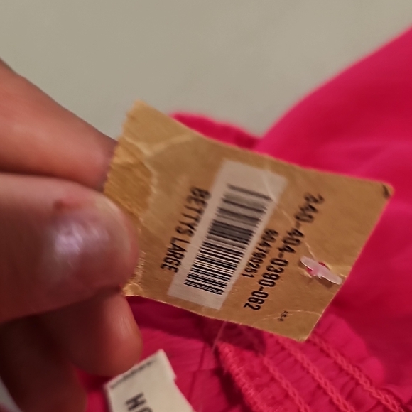 Hollister Women's Pink Ruffle Top - Picture 9 of 9